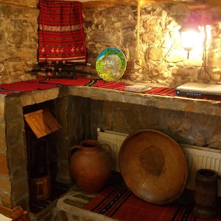 Konukevi Lazar's Light *